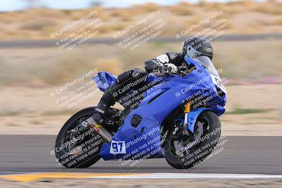 media/Dec-17-2022-SoCal Trackdays (Sat) [[224abd9271]]/Turn 15 (155pm)/